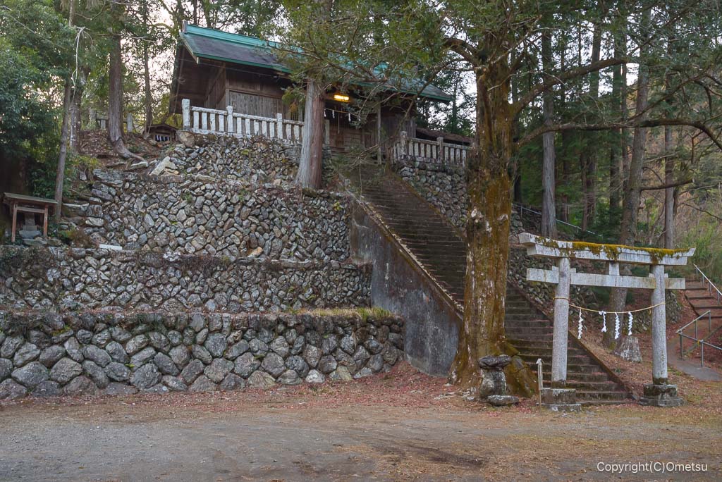 日の出町、一ノ護王神社