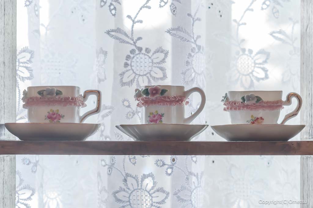 瑞穂町・ハーフタイムの店内の窓