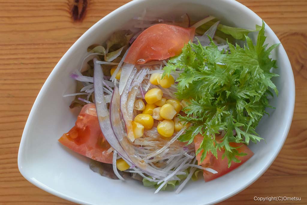 瑞穂町・ハーフタイムの、サラダ