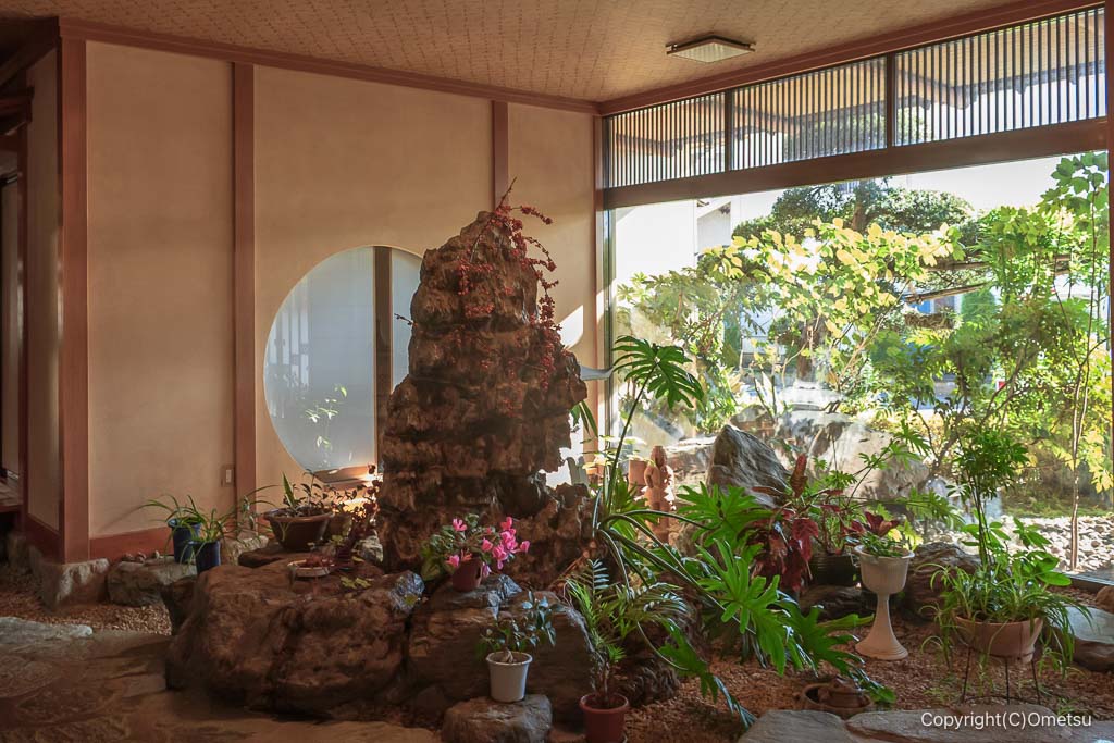 青梅・温石亭 いちゑの店内