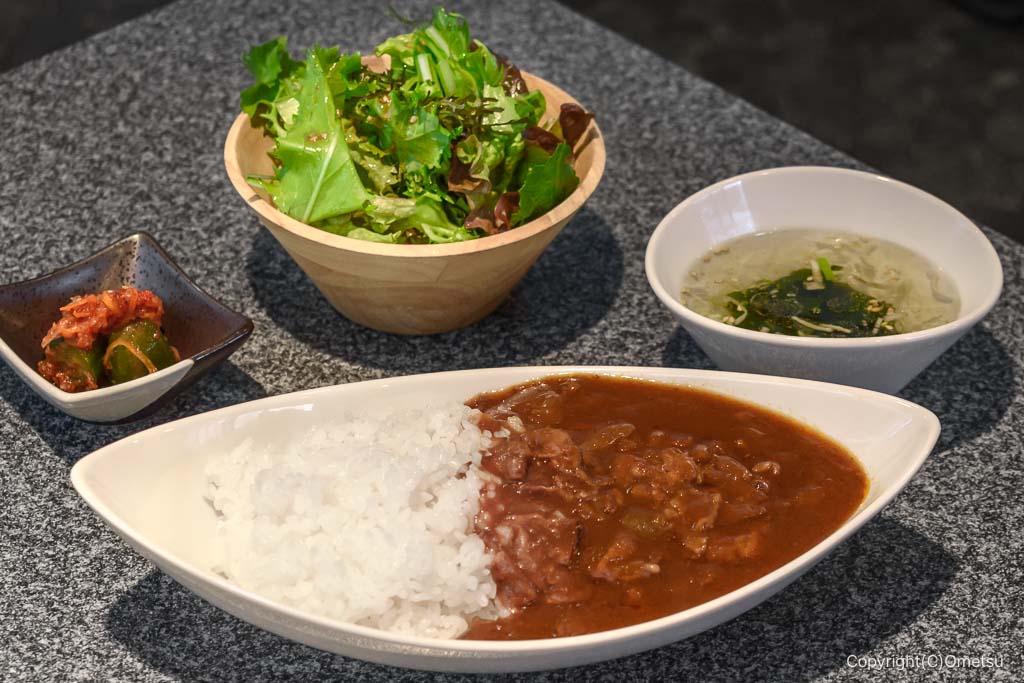 羽村もうもう亭の、ハッシュドビーフ