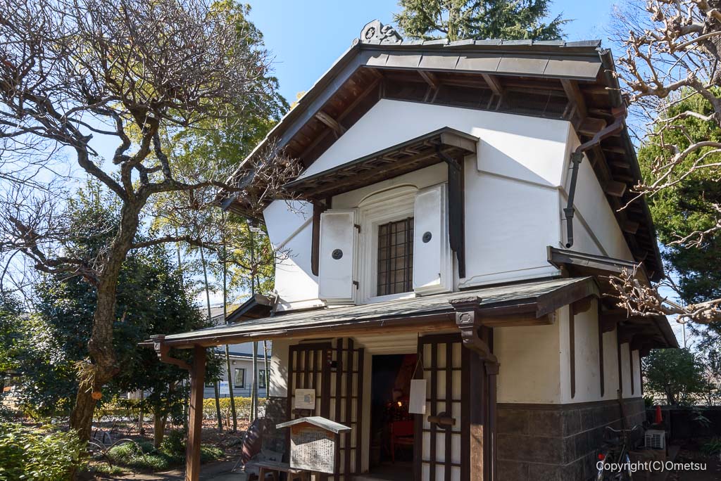 東京都・瑞穂町の、耕心館の蔵