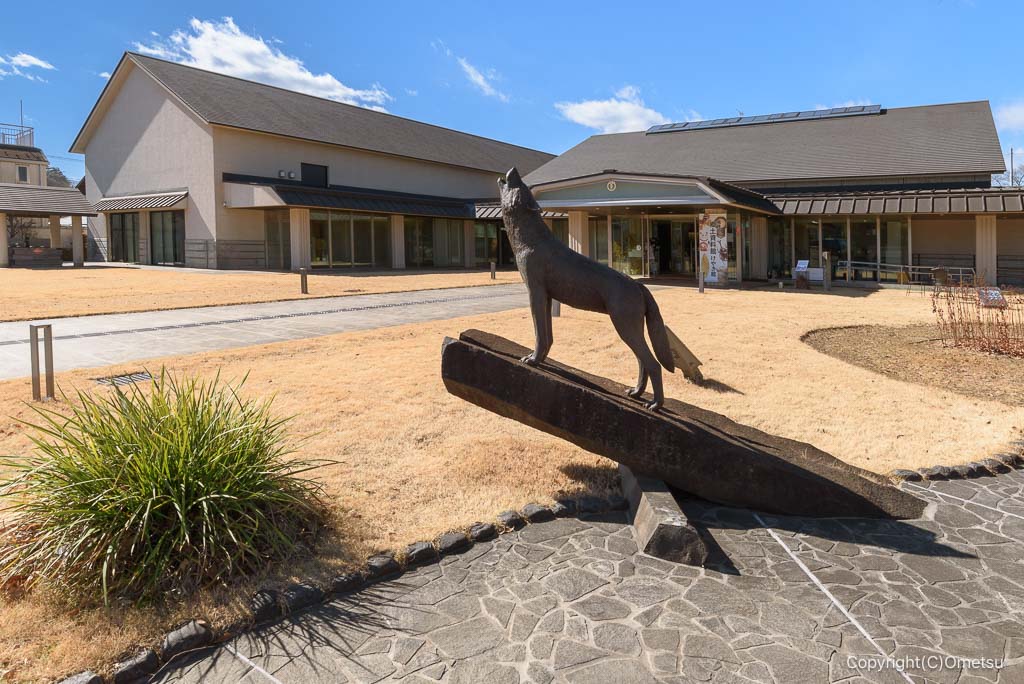 東京都・瑞穂町の、けやき館