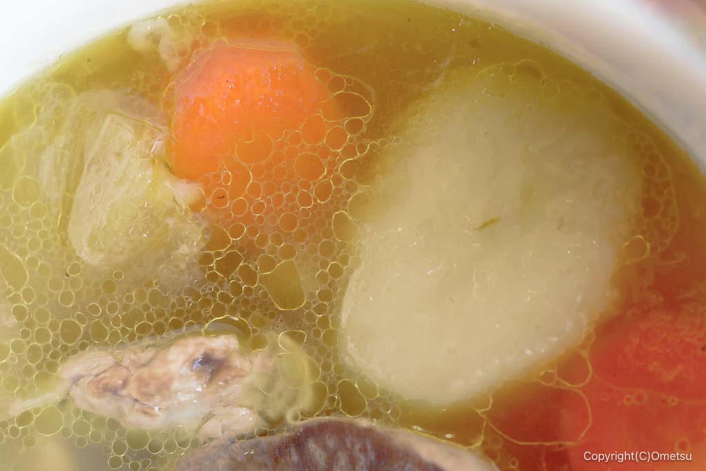 青梅のハンバーガー店・杉屋の、スープの野菜