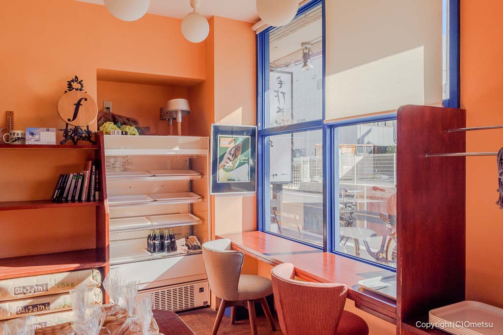 福生市・フォルテの、イートイン