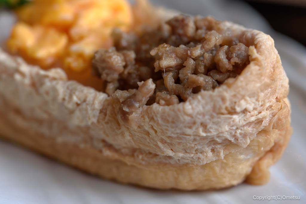 羽村・三光米飯の、三光いなりの、そぼろ