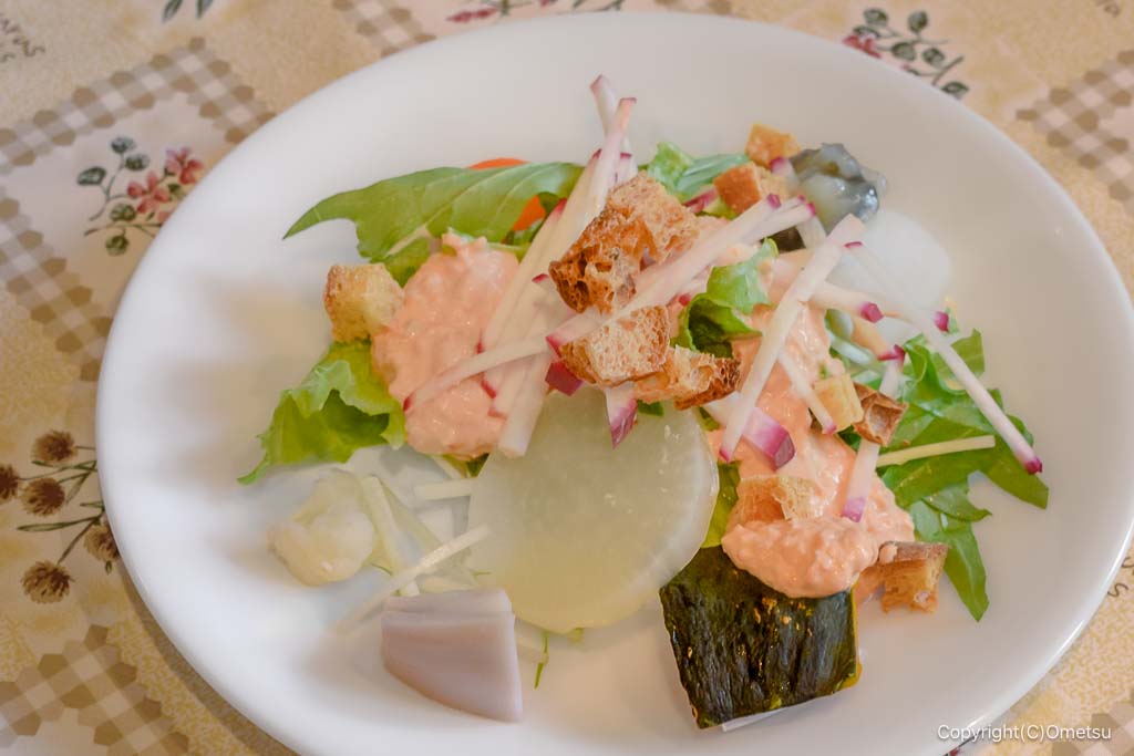 羽村 WINSTUB 4416の、サラダ