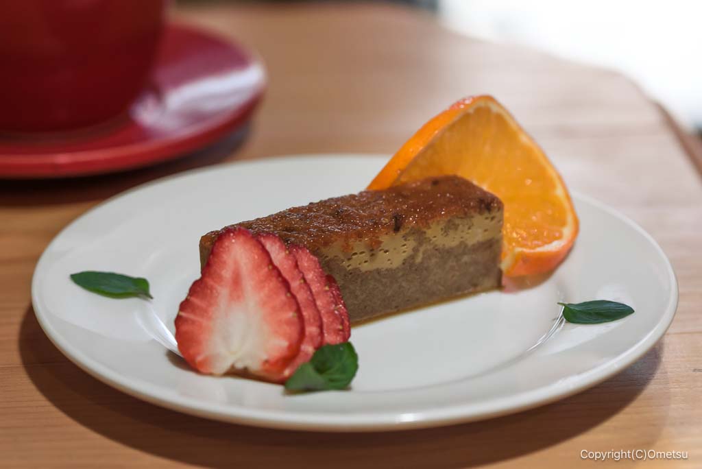 羽村の「カフェ バー アクアヴィータ」の、デザート・ボネ