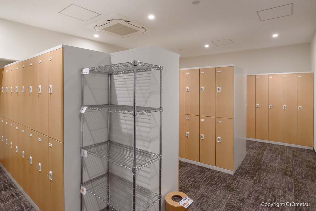 新町クリニック・ローカー