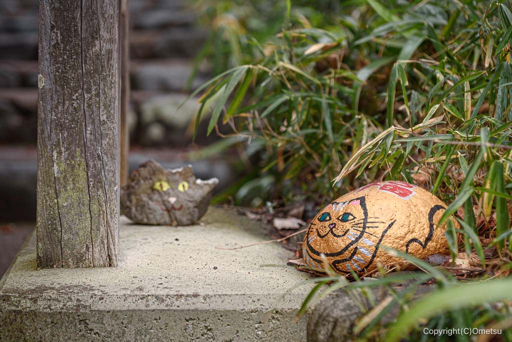 青梅 住吉大社・女坂の猫石