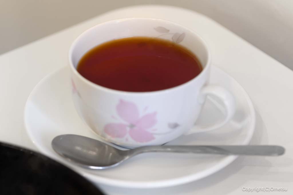 青梅のカレー店・クミンの、紅茶