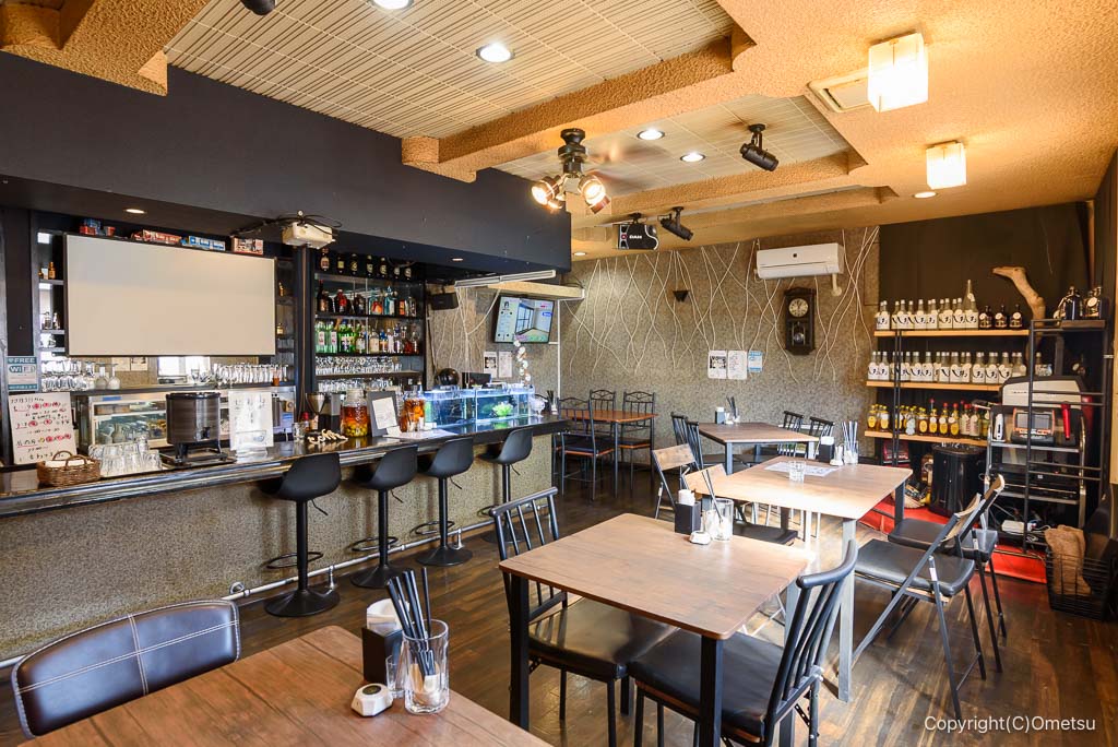 日の出町・花みずきの店内