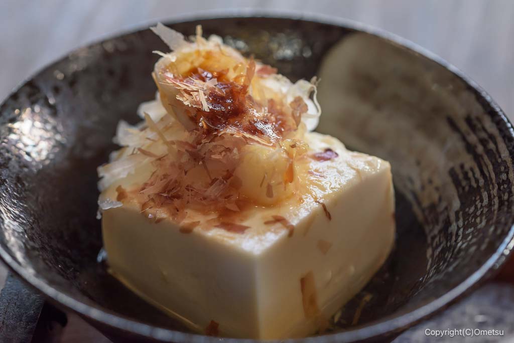 日の出町・花みずきの、冷奴