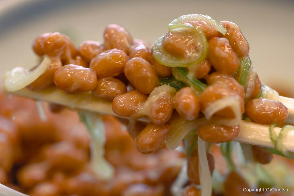 山田うどん食堂の、菅谷の納豆