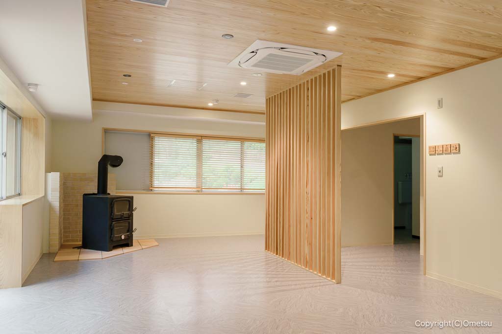 青梅市、風の子・太陽の子広場管理棟・室内