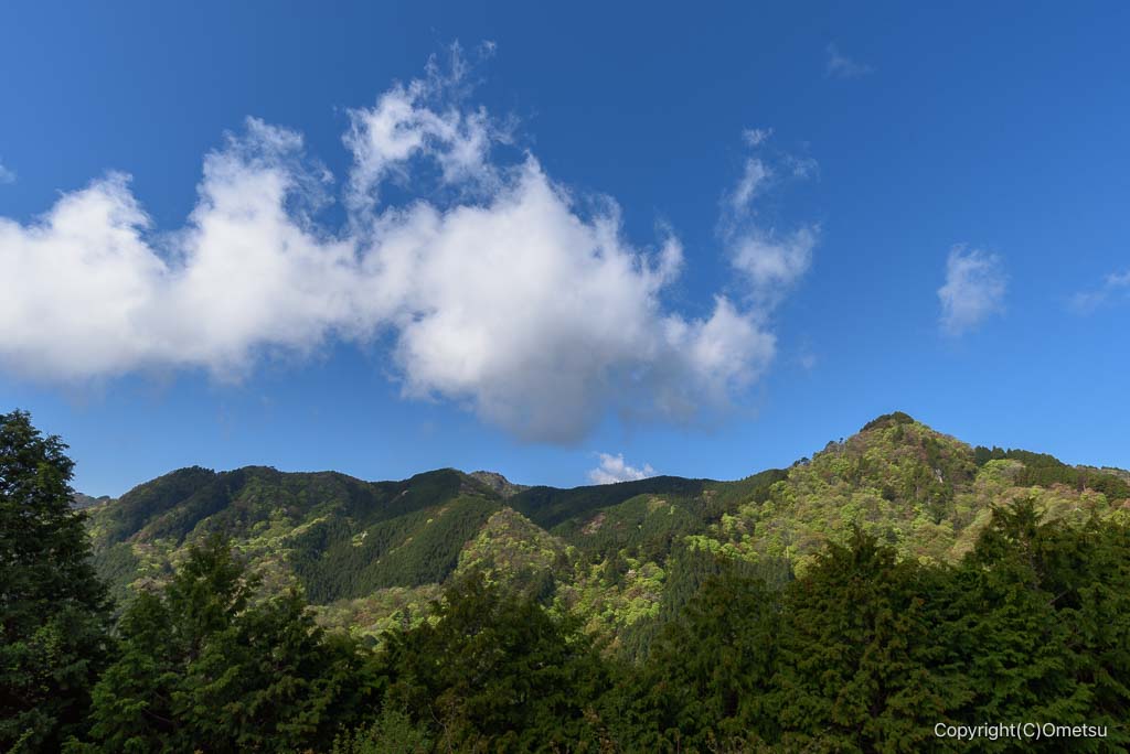 御岳山・長尾平からの大岳山・奥の院