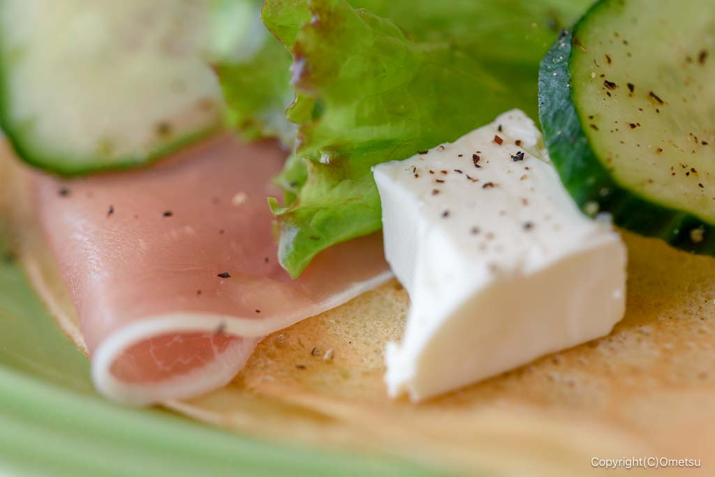 あきる野・FLORESの、生ハムとクリームチーズ