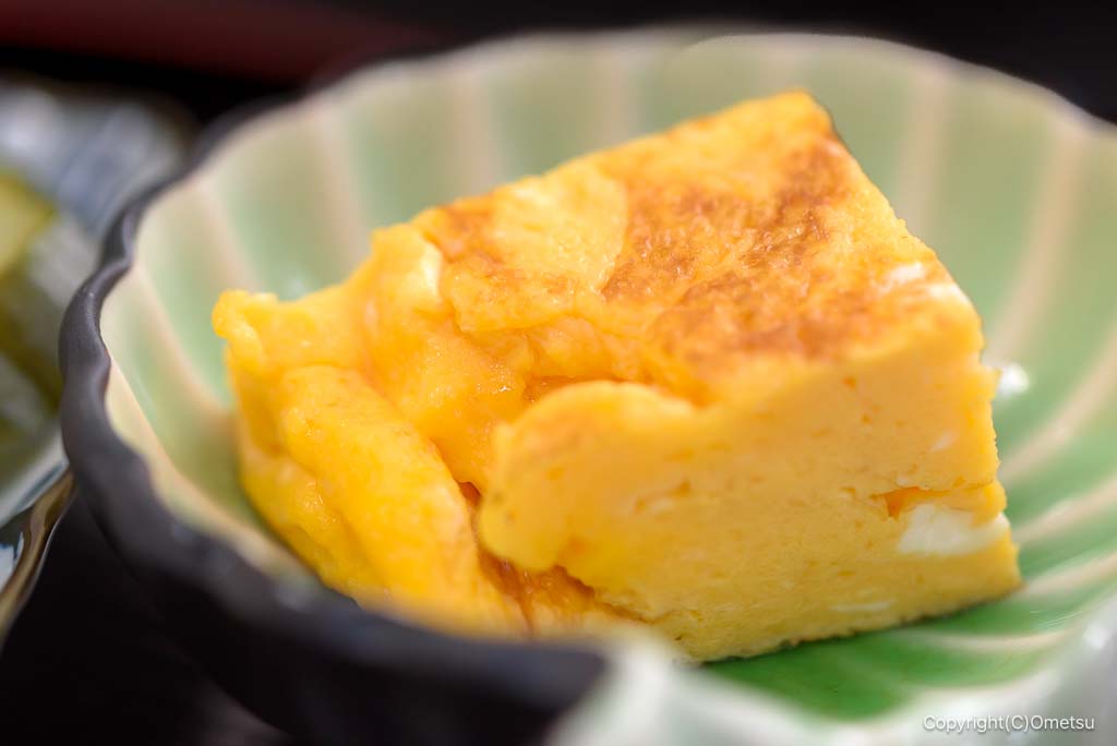 青梅市「食事処 里味」の、卵焼き