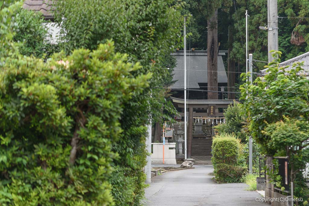 青梅・野上春日神社近くの道