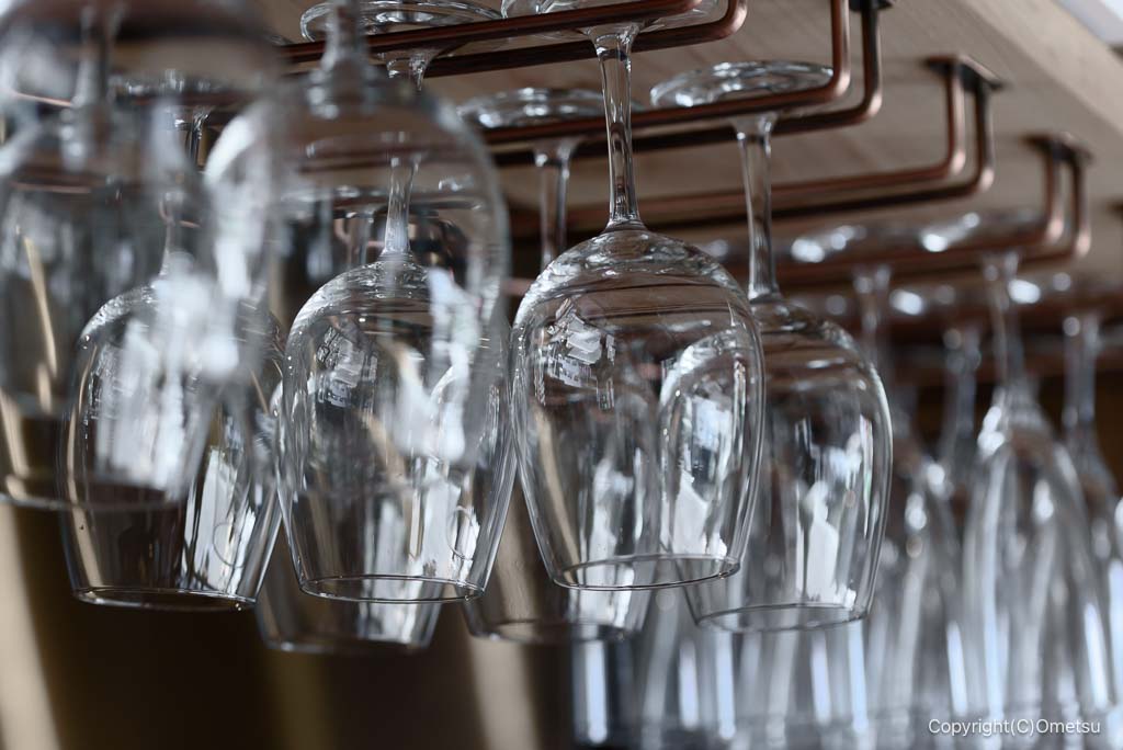 東青梅・イタリア亭Ricordoのワイングラス