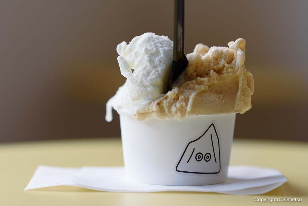 青梅・御岳の、MITAKE HOLIDAY GELATOの、ジェラート
