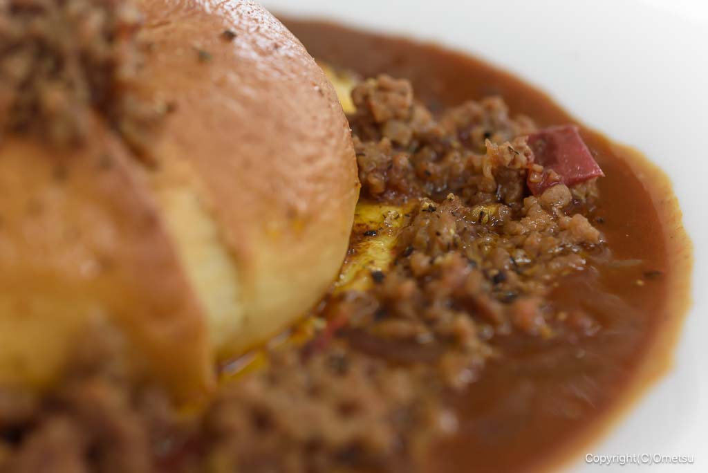 青梅市・Toful Bagel cafeのオムハヤシベーグルのソース