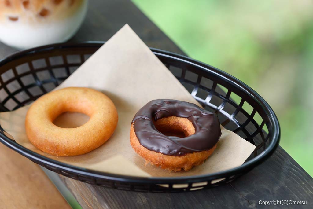 青梅市・成木のカフェCOFFEE AND DONUTSのドーナッツ