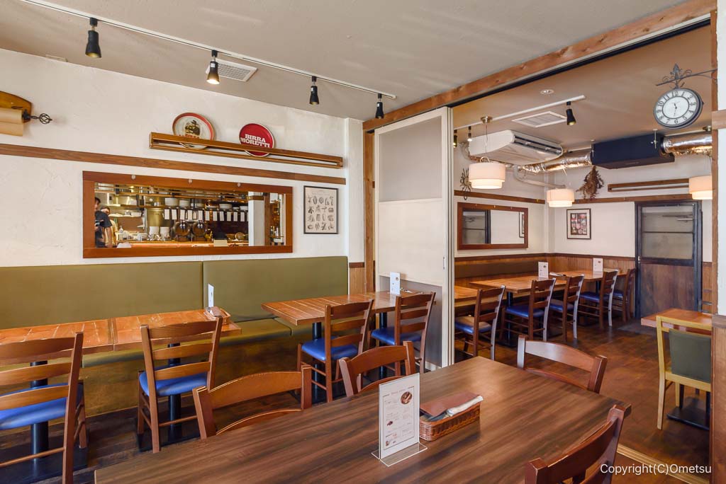 東青梅・イタリア亭Ricordoの店内