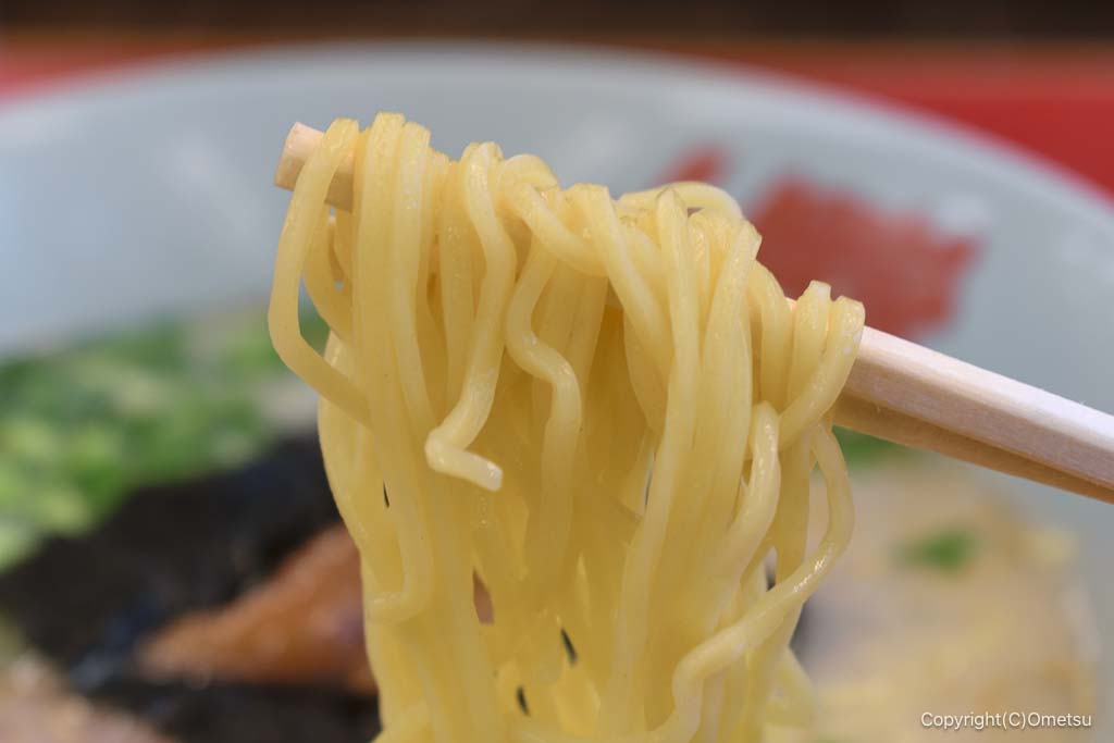 山岡家・朝ラーメンの細麺