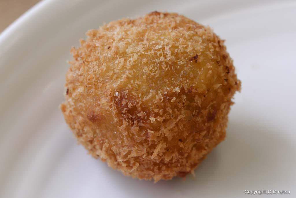 羽村・ころ天の、さつまいもコロッケ