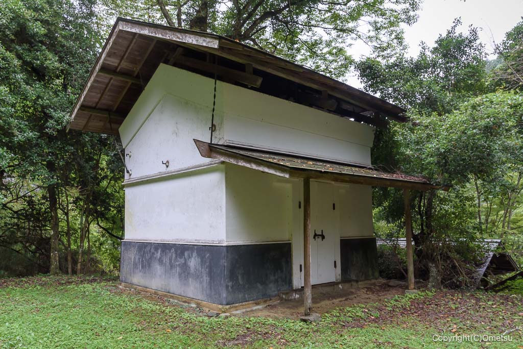 あきる野市・深沢家屋敷・土蔵