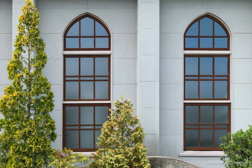 入間市・武蔵豊岡教会の窓