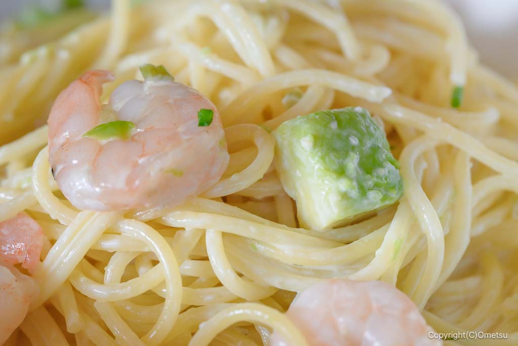 羽村のイタリアン、LeBettola1965の、小エビとアボカドのわさびクリームパスタ