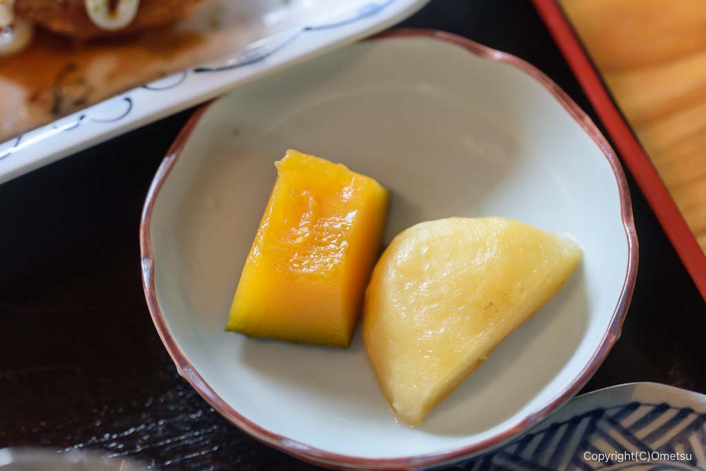 あきる野市・お休み処 松葉の、小鉢