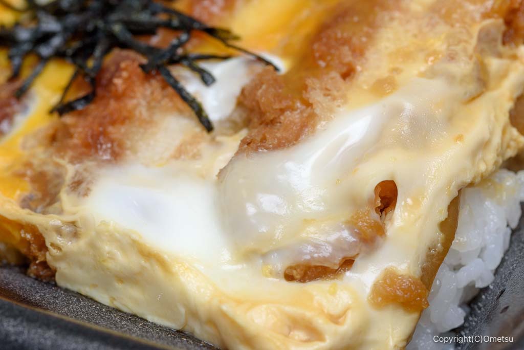 トライアル・西友のカツ重の、玉子