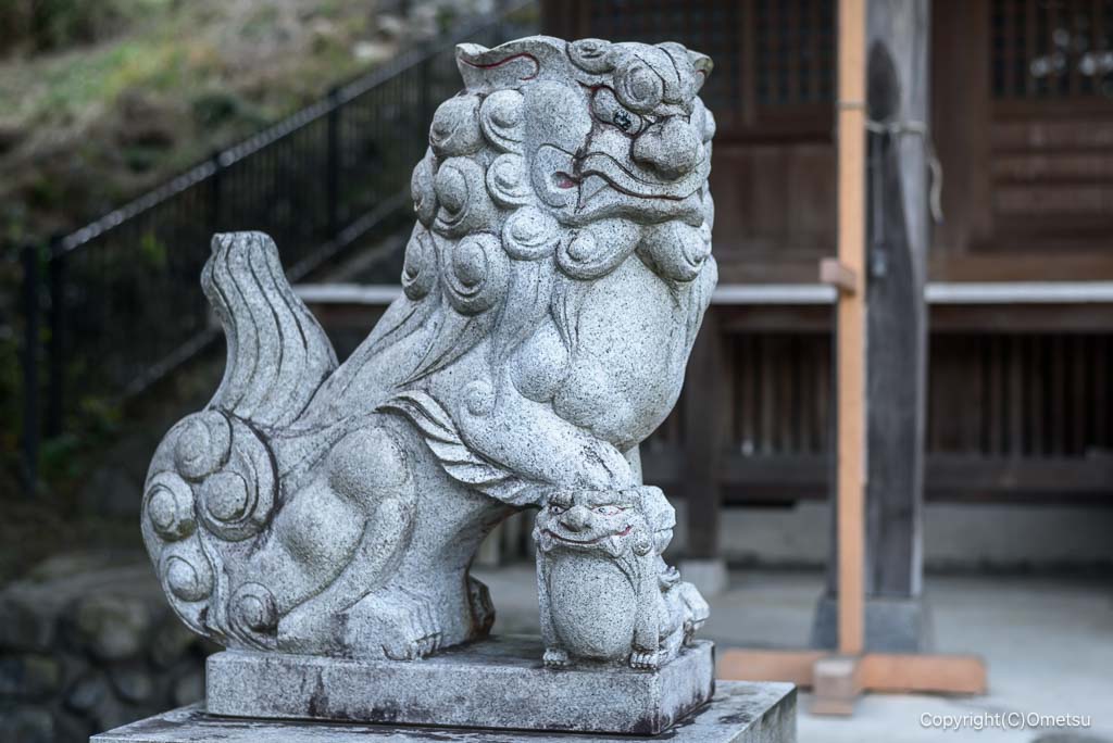 あきる野・高明神社の狛犬