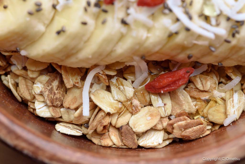 福生・ブルーオーシャンズ プレートの、オートミール