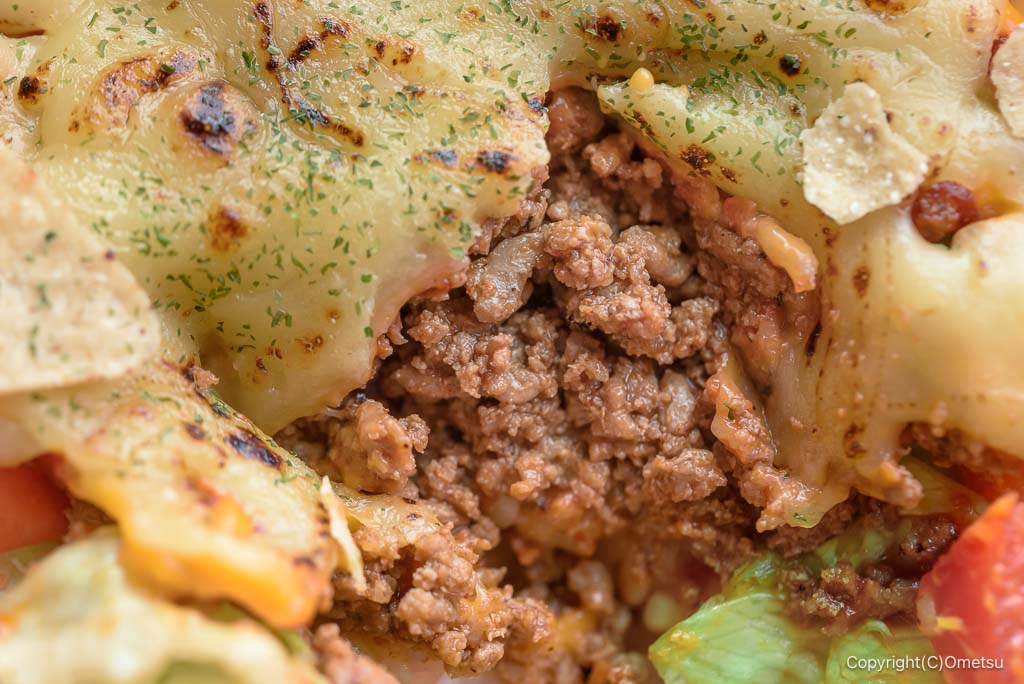 福生・ブルーオーシャンズ プレートの、タコライスの挽肉