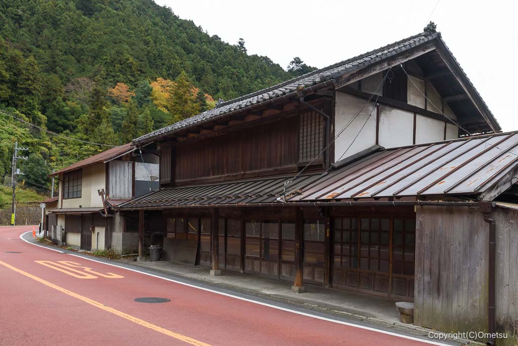 青梅街道・鳩ノ巣付近