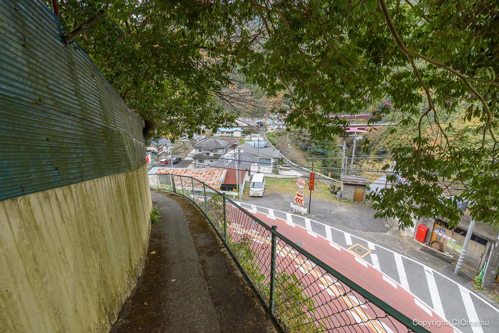 奥多摩・将門神社への上り坂