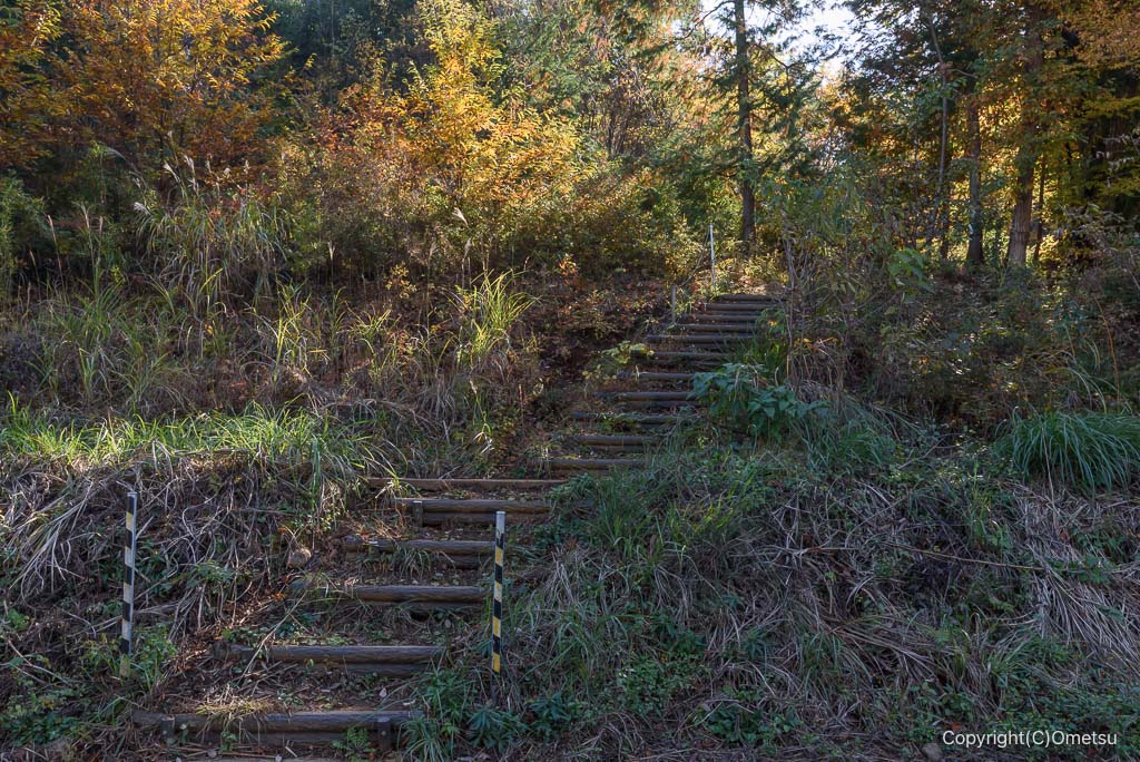 飯能市・阿須丘陵登山口
