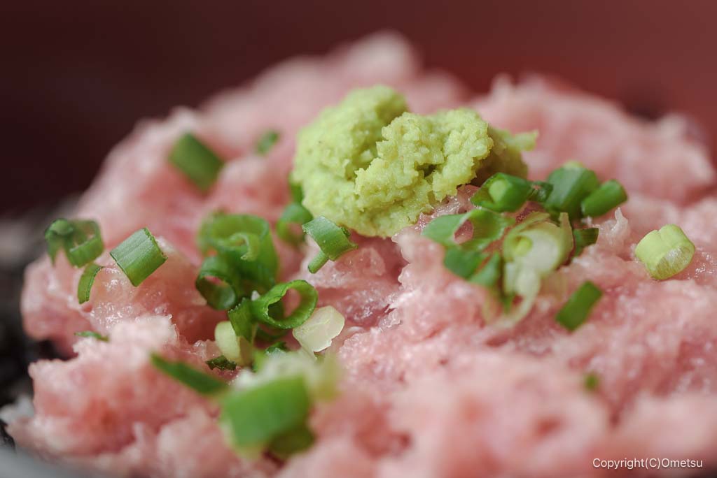 羽村「コミュニティレストランらるご」のネギトロ丼のワサビ