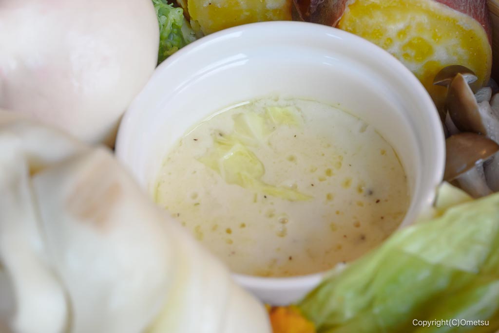 青梅市「まゆみの森カフェ」の、せいろ蒸しの、チーズフォンデュ