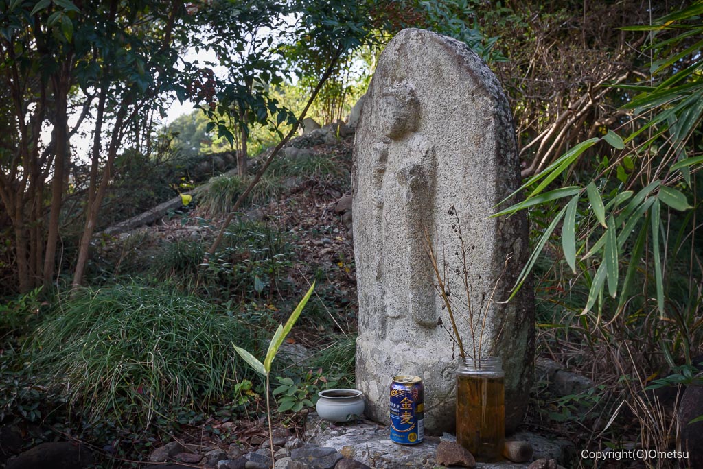 青梅・大荷田川沿いのお地蔵さん