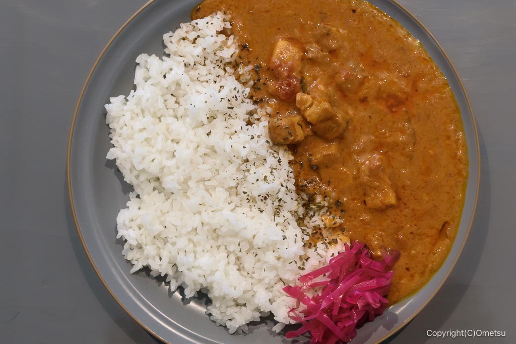 青梅市・日向和田、ホウライヤの、ブールバール・豚とカルダモンのカレー