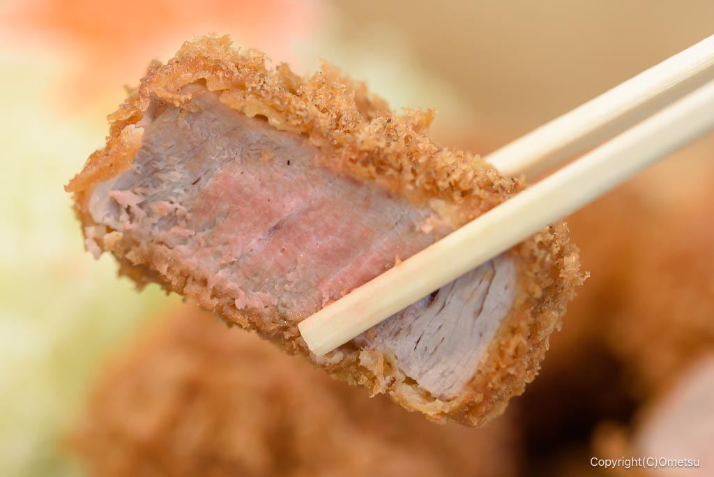 羽村「とんかつ ちがさき」の、特上ヒレカツ