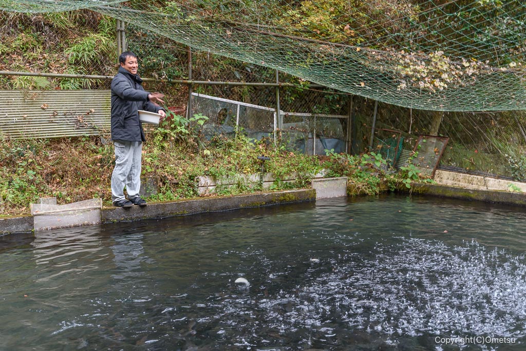 奥江戸水産・養殖場の西方さん
