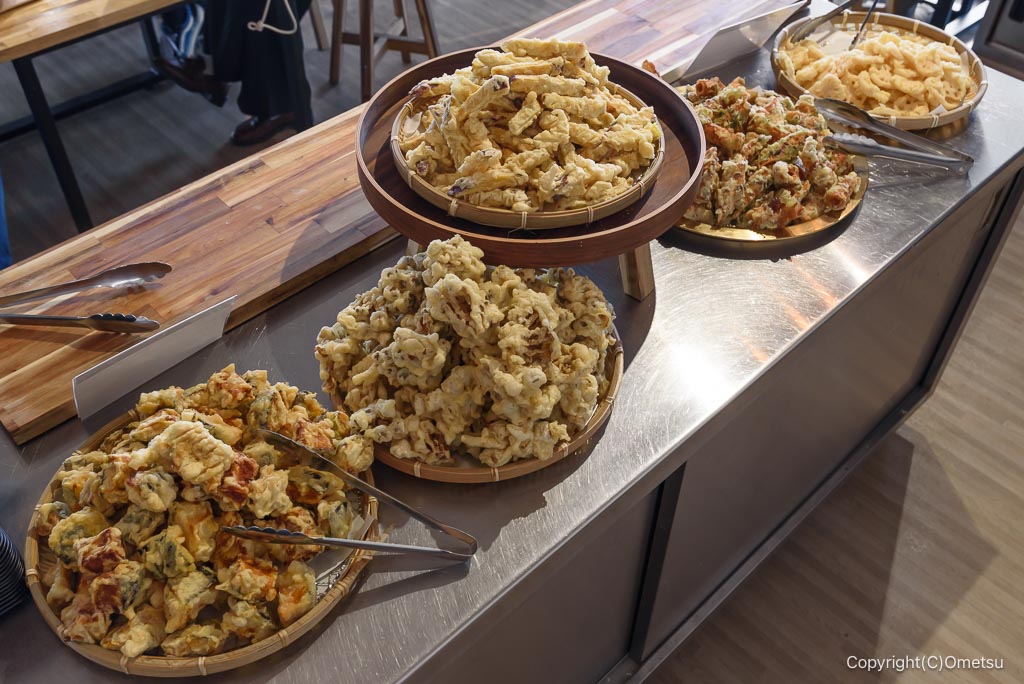 武蔵野うどん・ながくら入間店の、天ぷらコーナー
