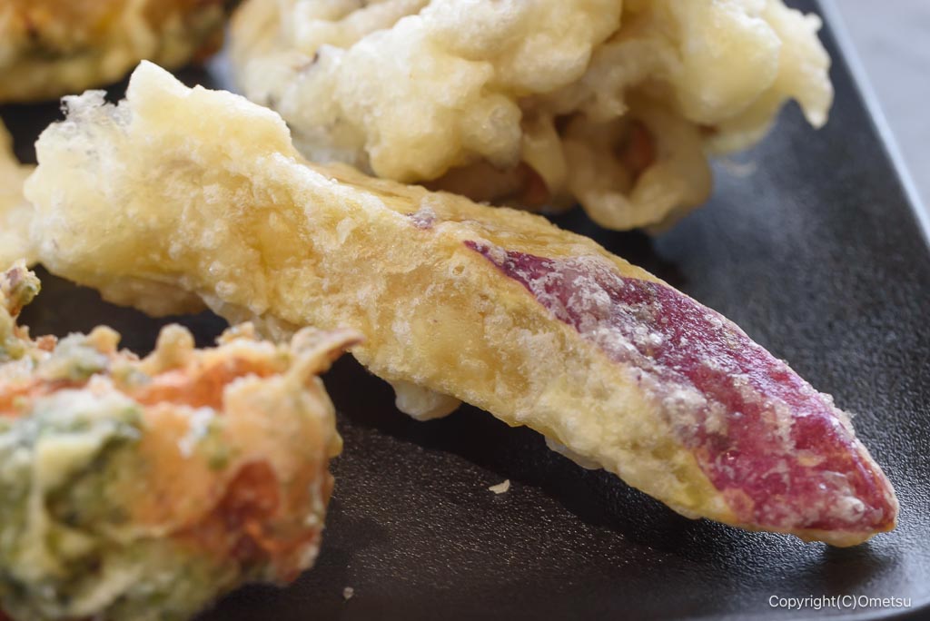 武蔵野うどん・ながくら入間店の、サツマイモの天ぷら