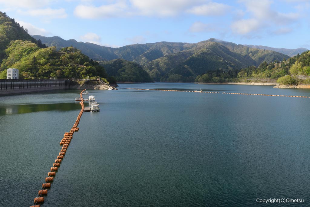奥多摩湖